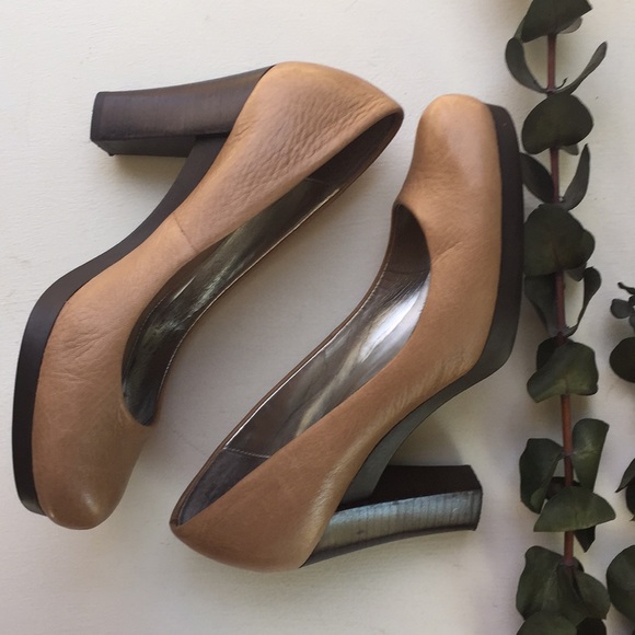 Calvin Klein Leather Fairley Heels size 8.5 - Picture 5 of 8